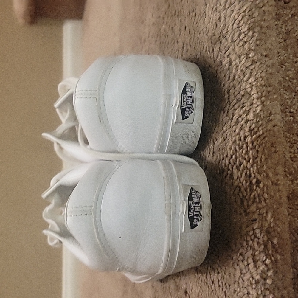 Womens Leathwr VANS Sneakers